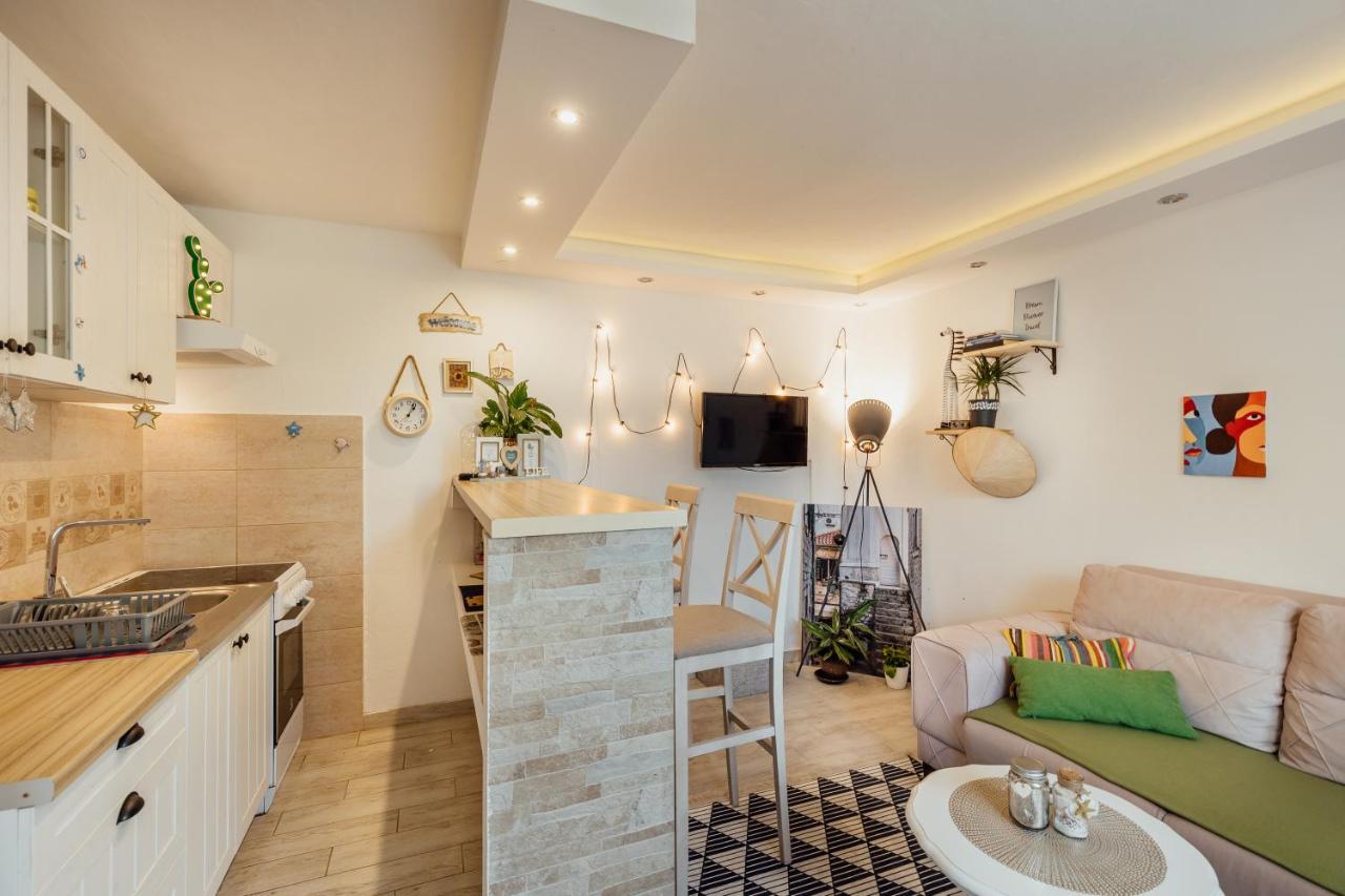 Green Garden Apartments Херцег-Нови Экстерьер фото
